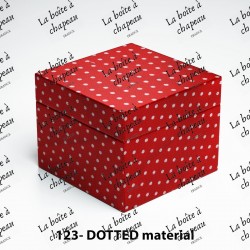 Boîte carrée - Dotted material